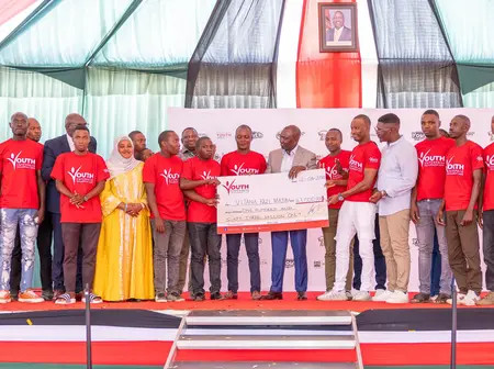 Ruto Gives Sh163 Million Boost To Youth Travelling Abroad For Jobs