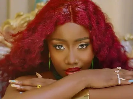 Lydia Jazmine opens up about why female stars struggle in love