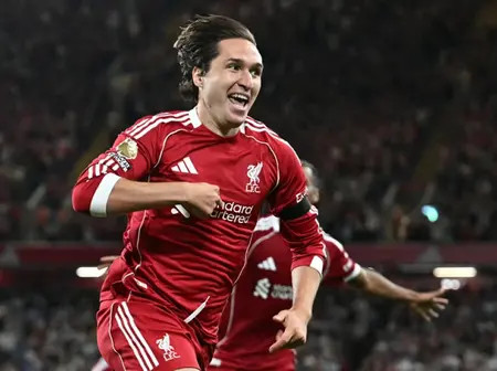 Liverpool strike late to beat Bournemouth in Premier League opener