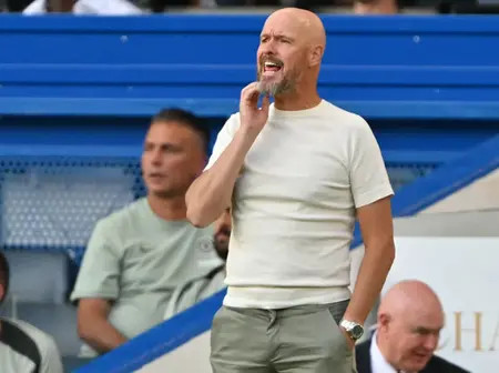 Leverkusen weather storm in Ten Hag opener