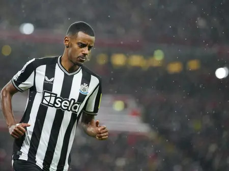 Isak breaks silence on Newcastle saga: ‘The relationship can’t continue’