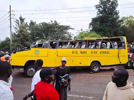Move firmly to curb deadly road crashes