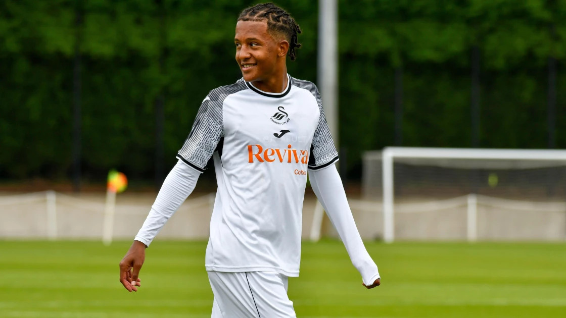 Harambee stars prospect Kamau signs for English side Hull City
