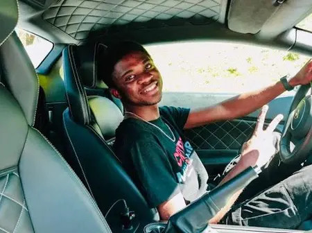 Sitaki hizo Pesa za Shetani!! Shock as Nairobi Dad orders his 21 years old son to return Kes 15 Million he had won from Sportpesa despite living a poor life, telling him it is cursed money and will lead him to destruction.