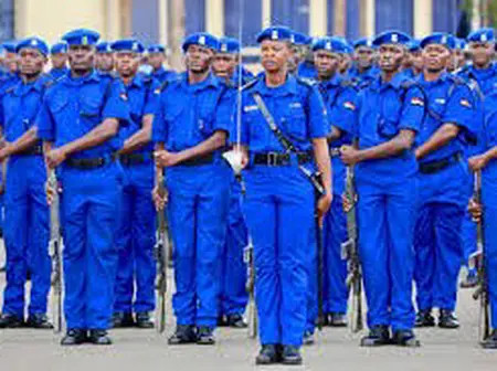 Kenya Police Introduce Maternity Uniforms in Service Overhaul