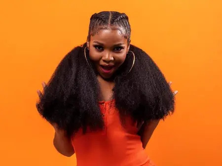 Alex Mwakideu Criticizes Kenyan Fans for Disrupting Zuchu’s Performance in Nairobi