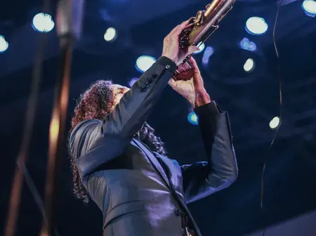 Kenny G serves notes with Johnnie Walker and Tusker Malt