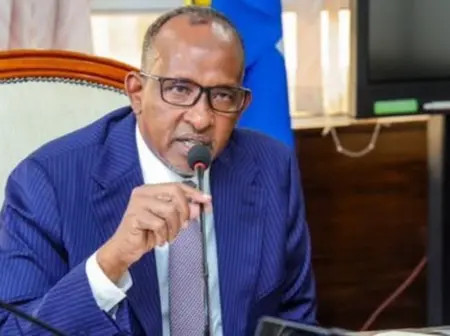 Government shelves transfer of payroll for 7,400 UHC staff to counties