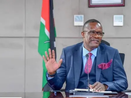 Government Promises Better Pay for Civil Servants to End Corruption