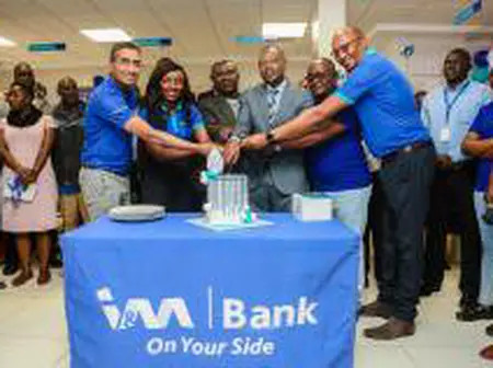 Banks Expand Rural Reach as Global Peers Shut Branches