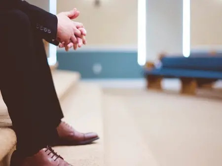 Why My Uncle’s Sudden Kindness Felt Like a Death Trap
