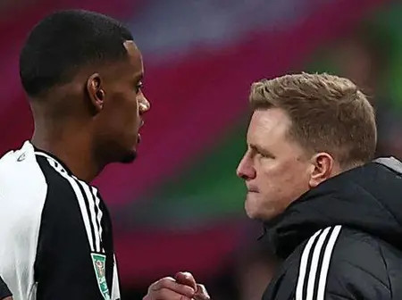 Isak going on ‘strike’ changed relationship – Howe