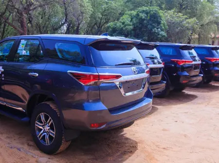 Ruto’s Govt Asks All Civil Servants to Surrender Car Logbooks