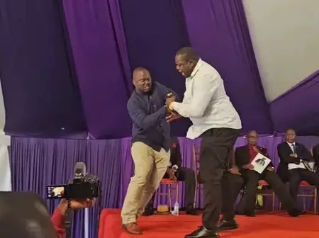 Drama at Kisii funeral as MPs Kibagendi, Nyakundi fight