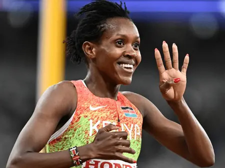 Kenyan Women’s Distance Stars Dominate World Championships: Moraa, Kipyegon Advance