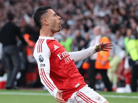 Martinelli’s 93rd-Minute Goal Saves Arsenal Against Low-Possession Man City; Liverpool Takes Five-Point Lead