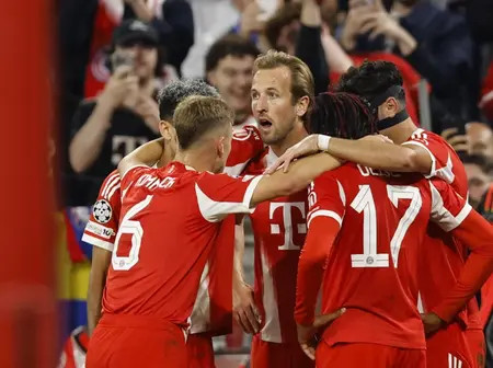 Red-hot Kane on record course with Bremen in his sights