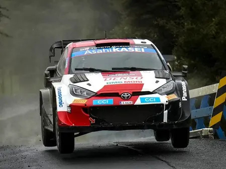 Ogier makes a splash at Rally of Chile