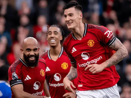 Man Utd Win 2-0: Mount and Sesko Goals Deliver Relief for Amorim as Goalkeeper Lammens Shines on Debut