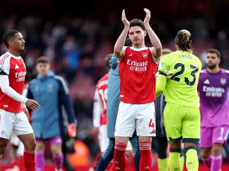 EPL: Arsenal briefly go top after Rice strikes against former Club and Saka marks 200th with a penalty masterclass