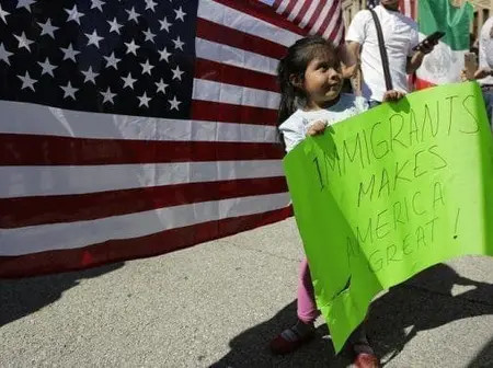 US to Offer Migrant Teens $2,500 for Voluntary Deportation