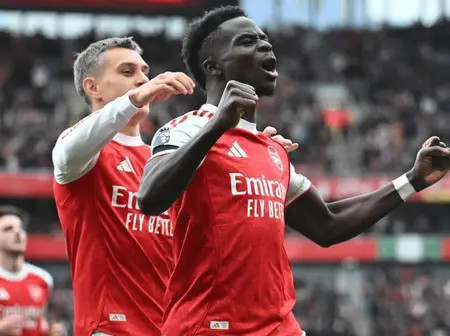 Arsenal Go Top with 2-0 Win: Saka Hits 100 Milestones, But Rice and Odegaard Injuries Raise Alarm