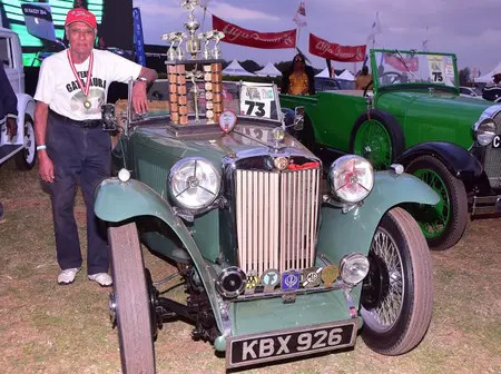 Sati Gata-Aura 1947 MG wins Concours d’Elegance
