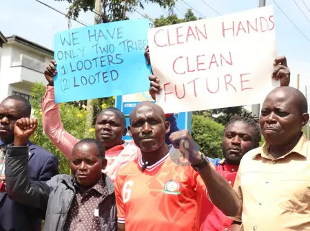 Kenya has lost Sh2.3 trillion in three years, according to CBK data, Ogolla claims